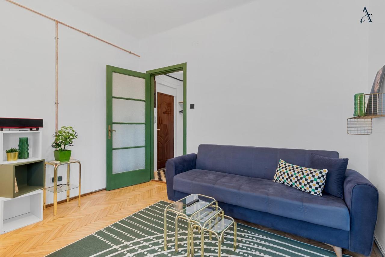 11 Apartments Bucureşti Ngoại thất bức ảnh