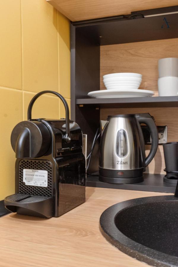 11 Apartments Bucureşti Ngoại thất bức ảnh